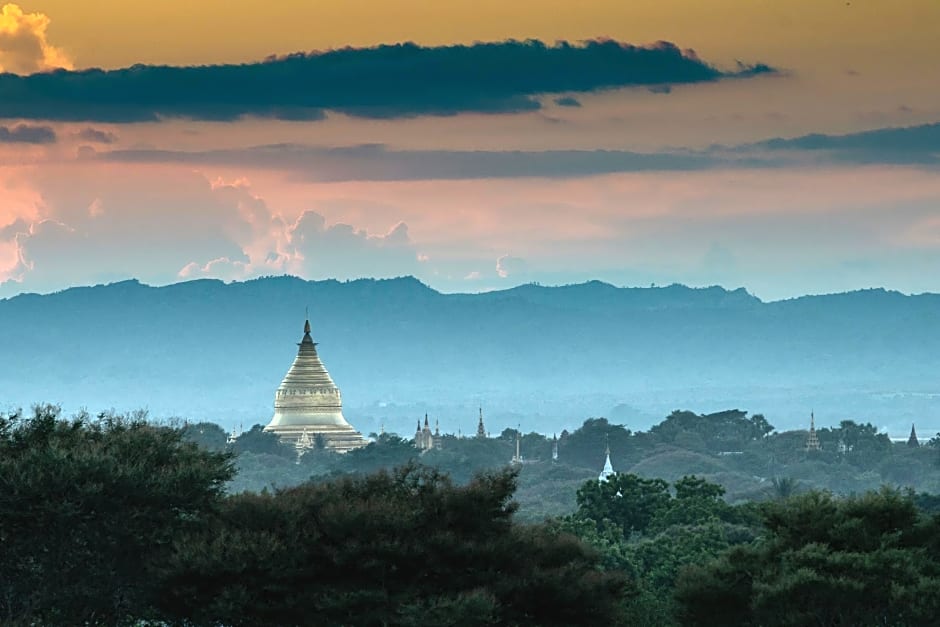Bagan Vertex Hotel