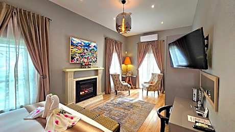 Deluxe Junior Suite