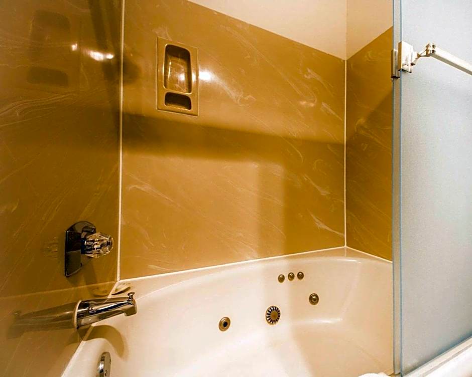 Quality Inn Petaluma - Sonoma