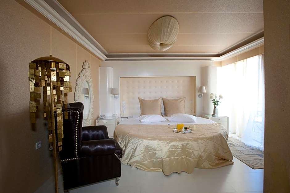 The Crystal Blue Hotel