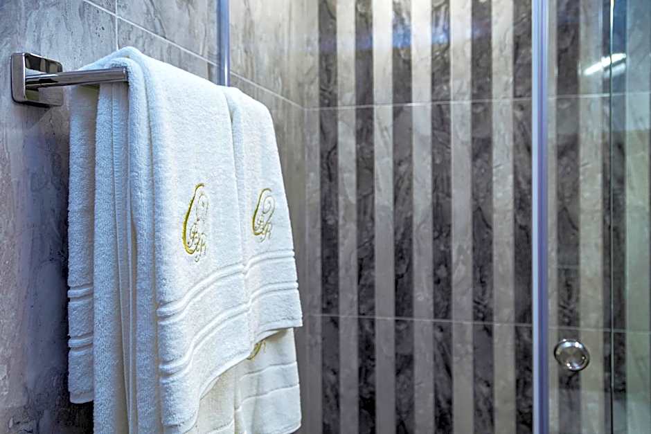 Onyx Beach Residence - Free Parking & Beach Access