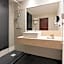Hotel Chamartin The One