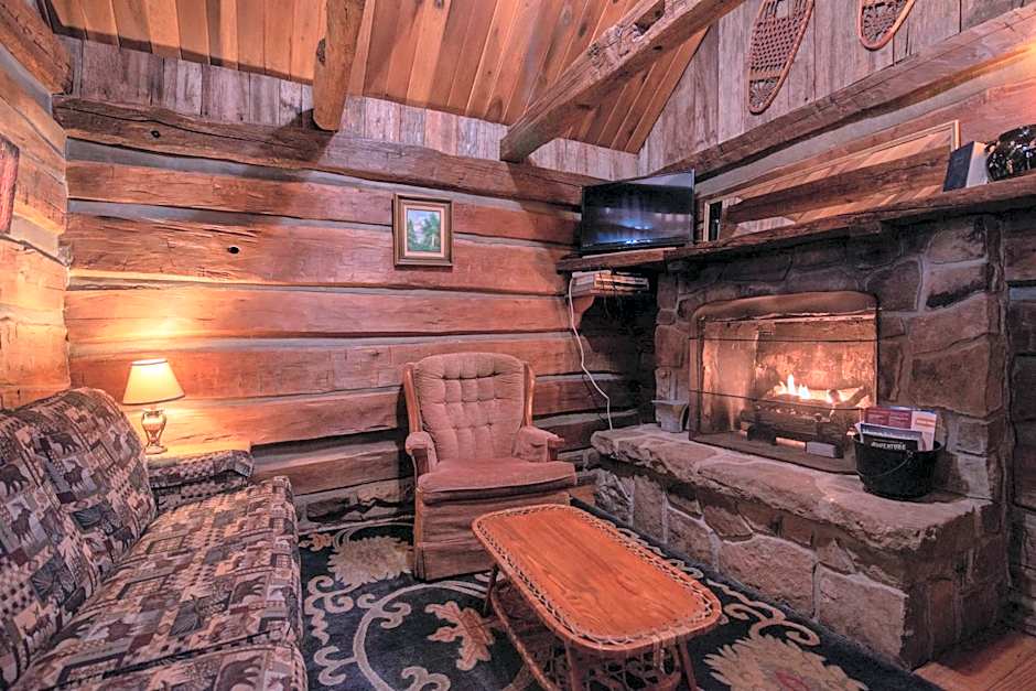Moore House Inn & Cabins