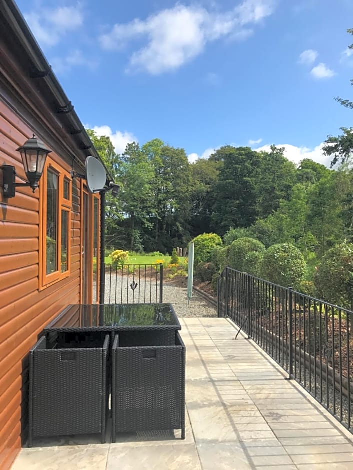 Grandeagles Extra large lodge