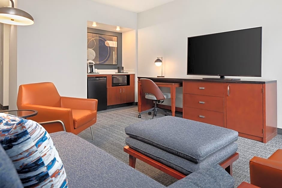 Courtyard By Marriott Chicago Waukegan/Gurnee