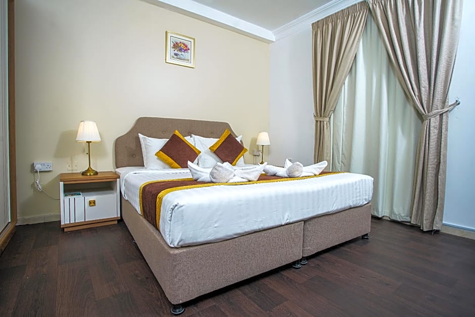 La Villa Suites Hotel