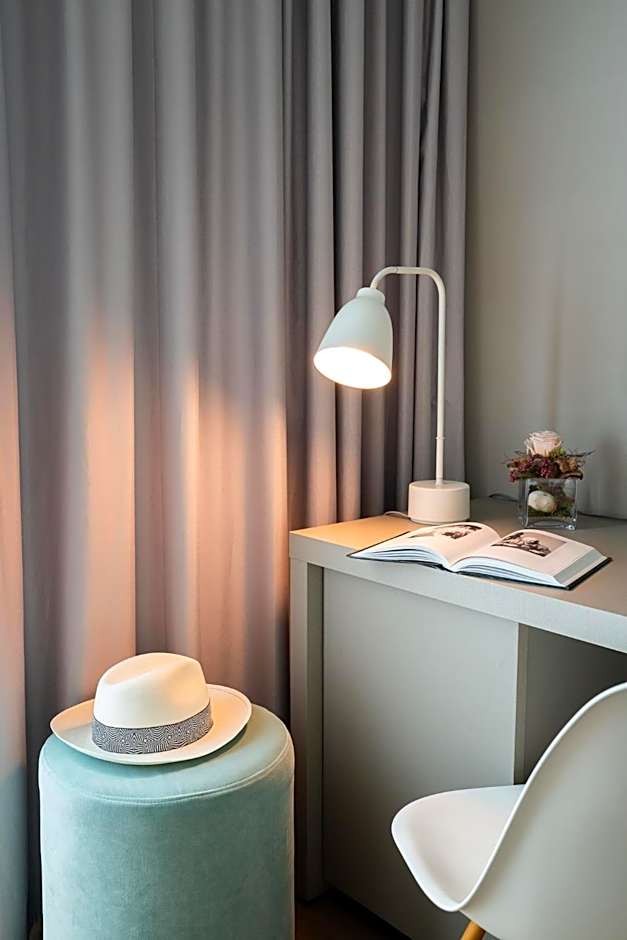 Hotel Glance In Florence