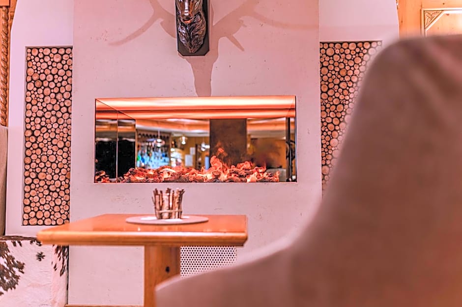 Tevini Dolomites Charming Hotel