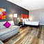 La Quinta Inn & Suites by Wyndham Lewisville