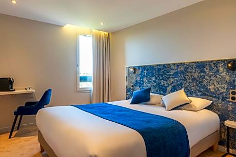 Elegance Twin Room