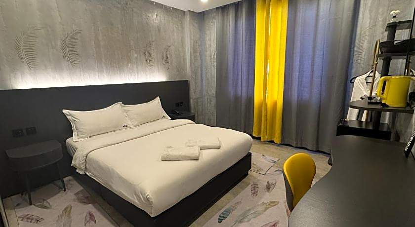 Sri Indar Hotel & Suites