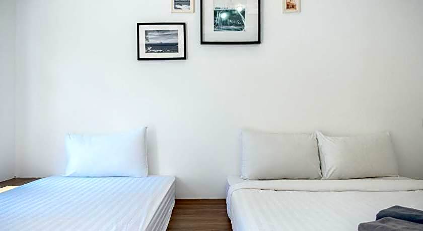 Sidewalk Boutique Hotel