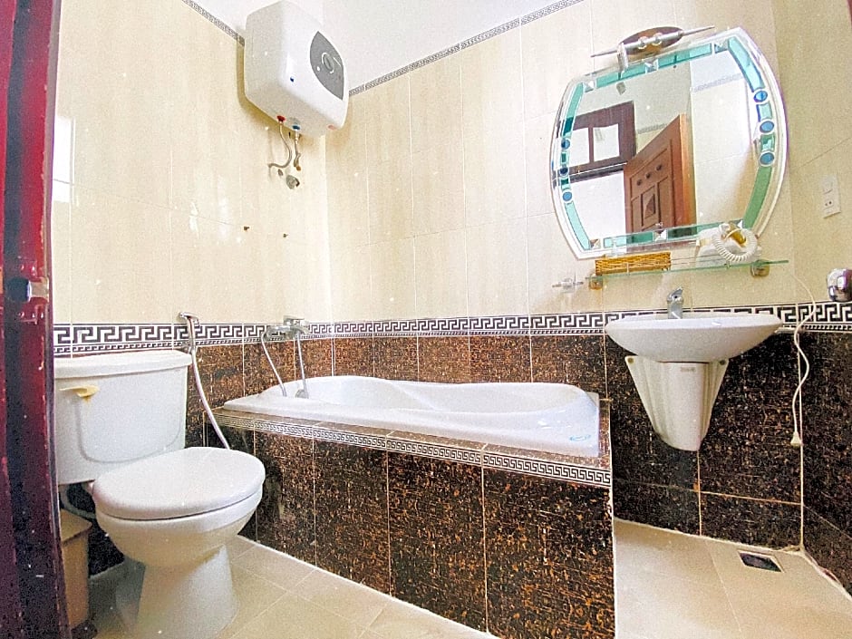 Chill House Dalat Hotel 