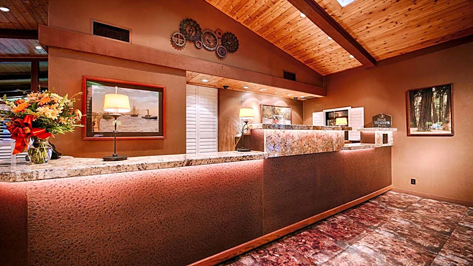 Best Western Plus Humboldt Bay Inn