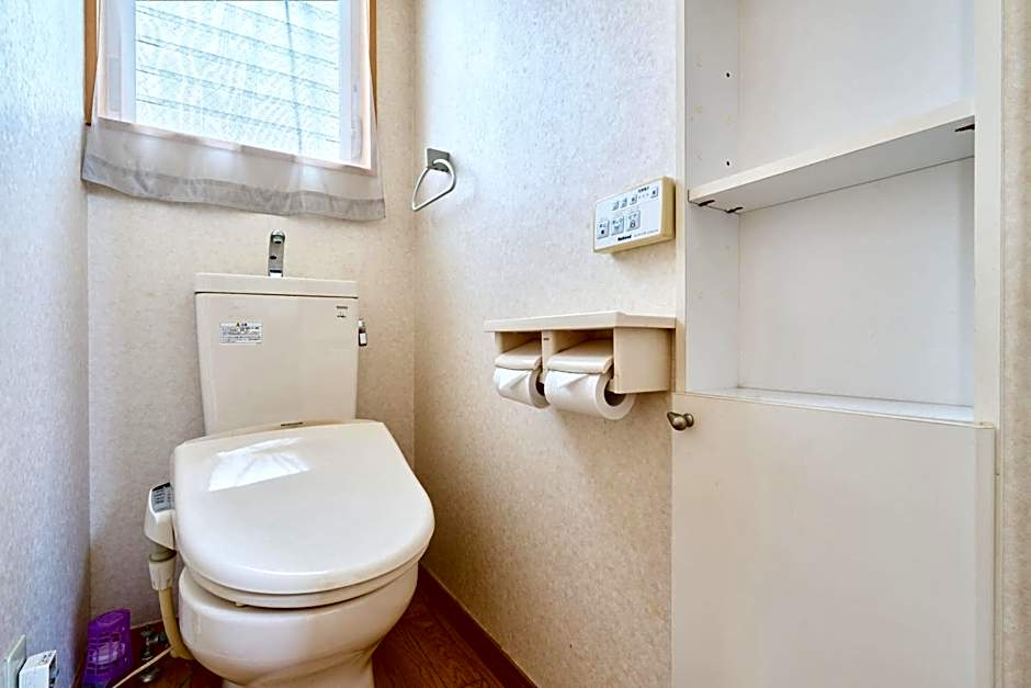 J-2S JR Yamanote Komagome, 3 storey 101sq 4BR, FreePark