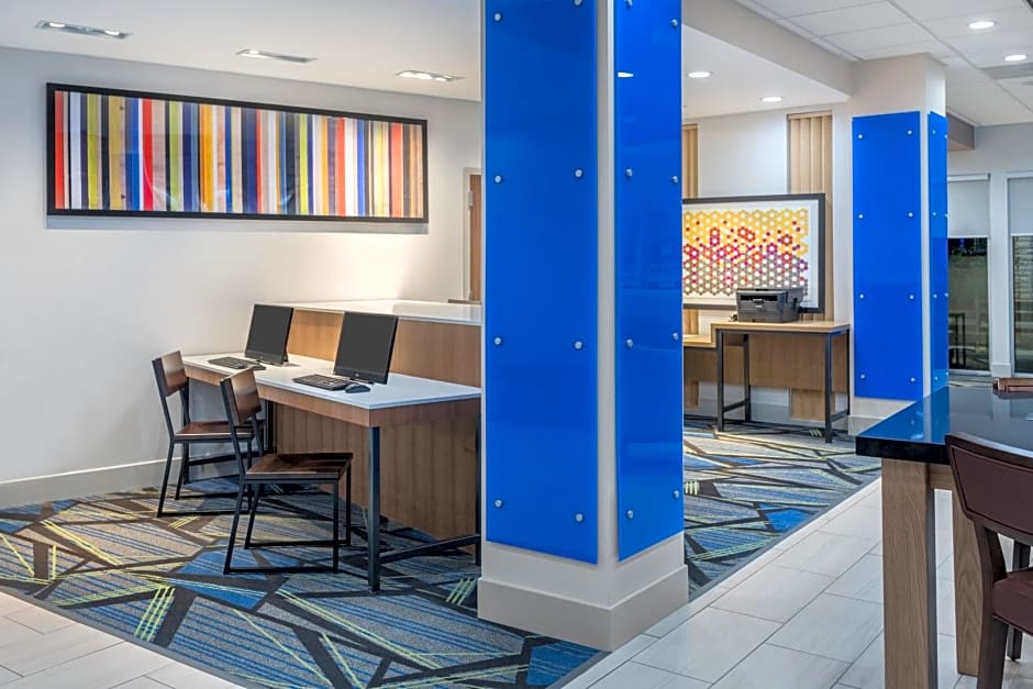 Holiday Inn Express & Suites- Sugar Land SE - Missouri City, an IHG Hotel