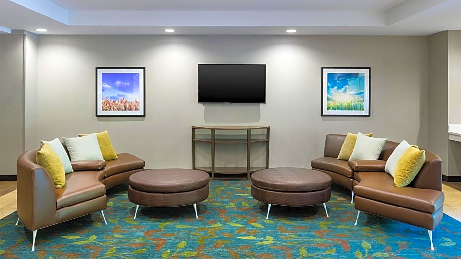 Candlewood Suites Grove City - Outlet Center By IHG