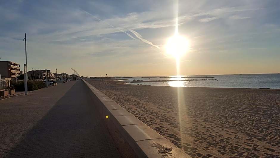 Mobil-Home neuf Valras-Plage - Camping 4 étoiles les Sables du Midi