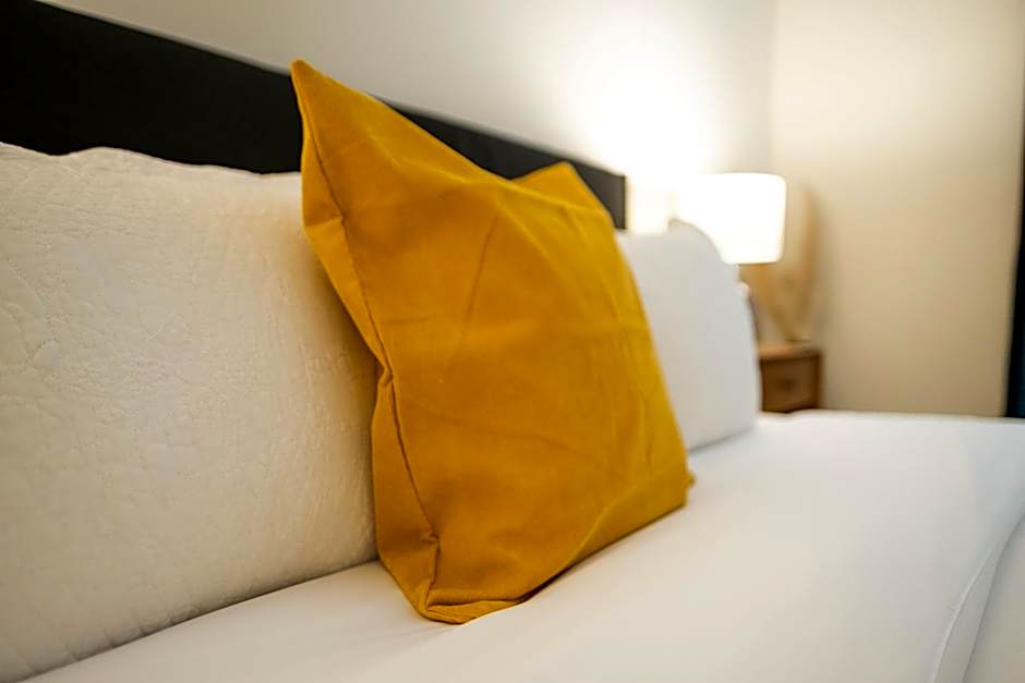 The Francis Boutique Inn