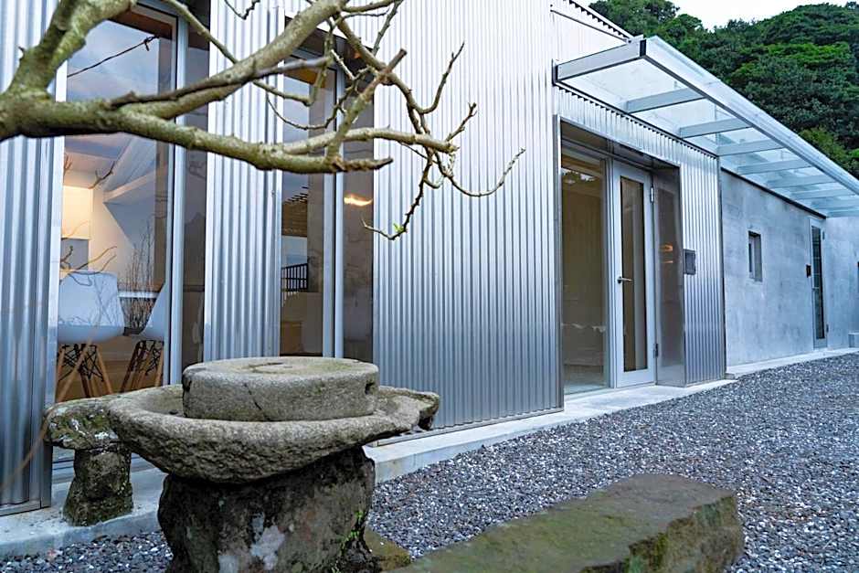 OwlStay Jiufen Wander