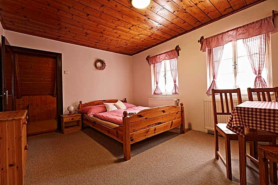 Penzion a Restaurace U Paseků