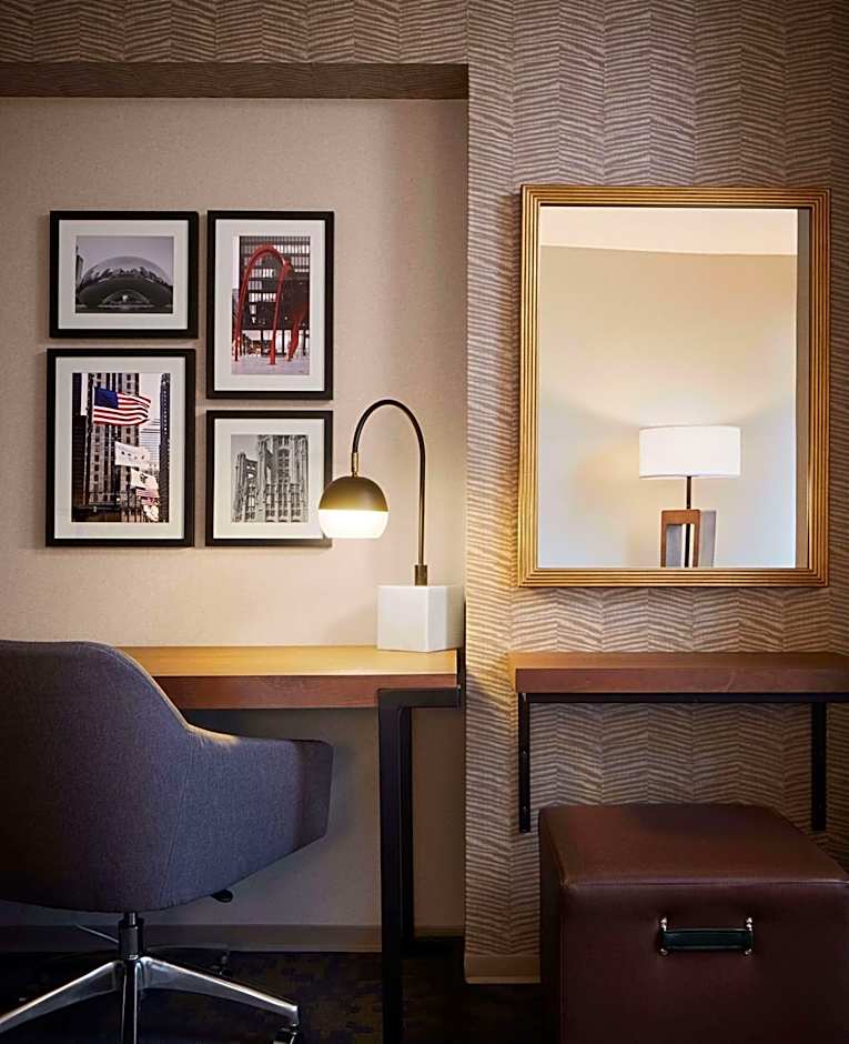 Hampton Inn by Hilton Chicago West Loop Fulton Market Area