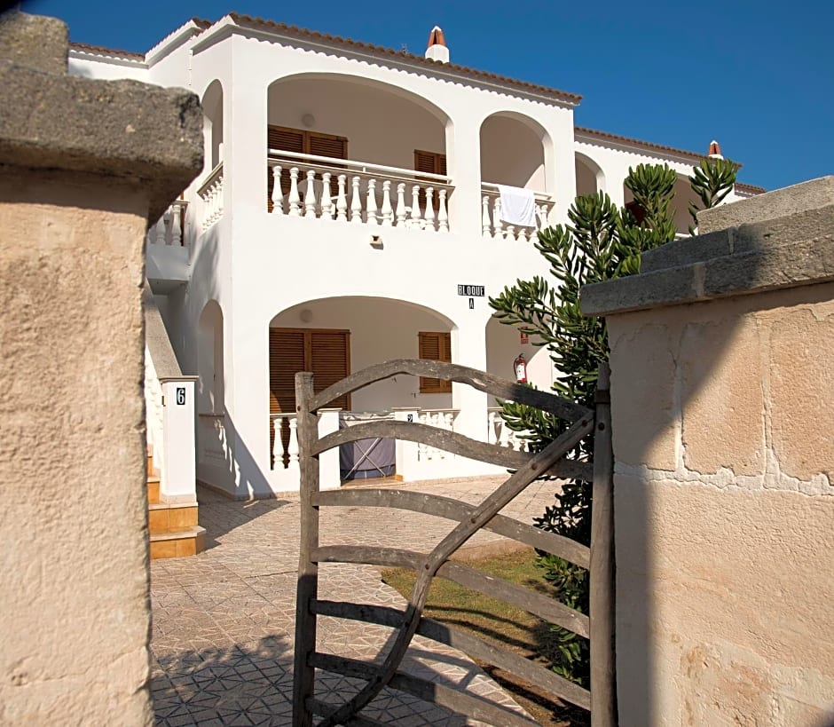 Apartamentos Mar Blanca