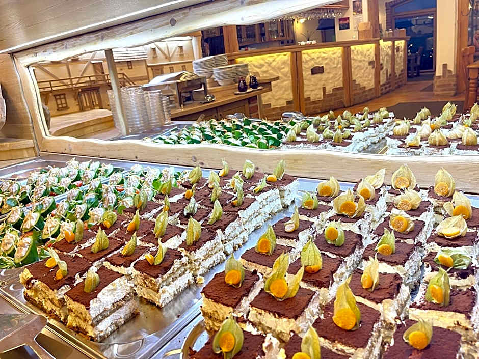 Spa Hotel Podlesí - Walldorf a Pohádková vesnička