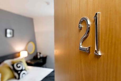 Double Room with Private Bathroom