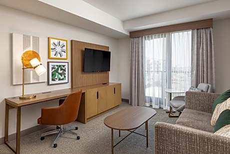 Holiday Inn Hotel And Suites Monterey Park Los Angeles By IHG