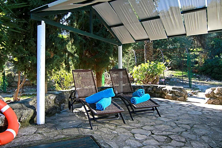Casas Rurales Los Algarrobales