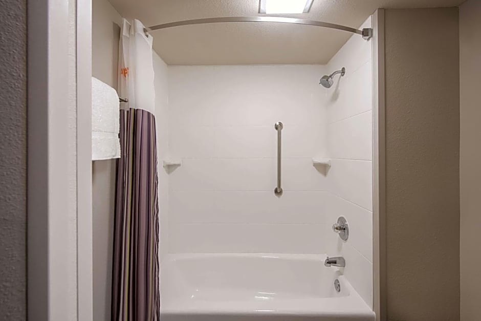 La Quinta Inn & Suites by Wyndham Festus - St. Louis South