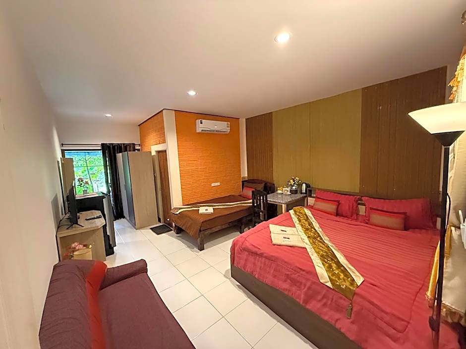 Sandee Place Mountain View Hotel โรงแรมแสนดีเพลส เมาเท่นวิว จอมทอง