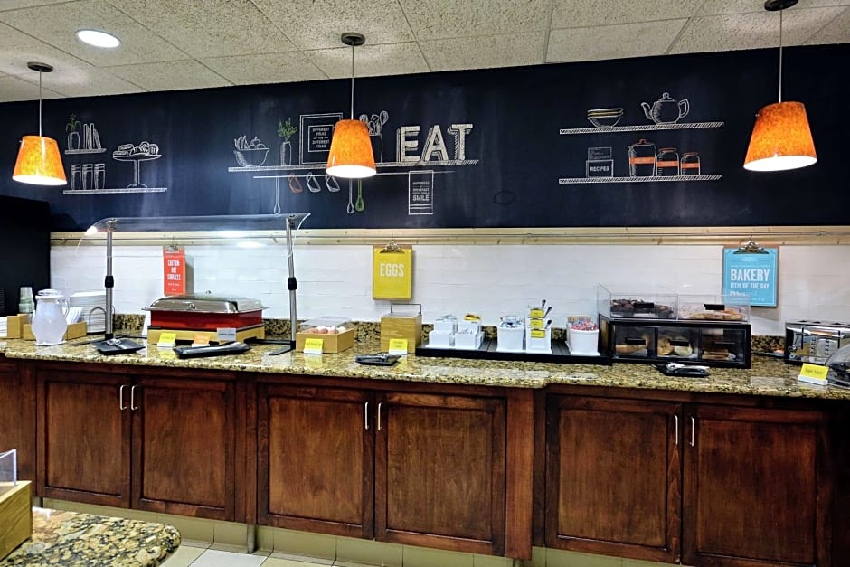 Hampton Inn Raleigh/Town of Wake Forest
