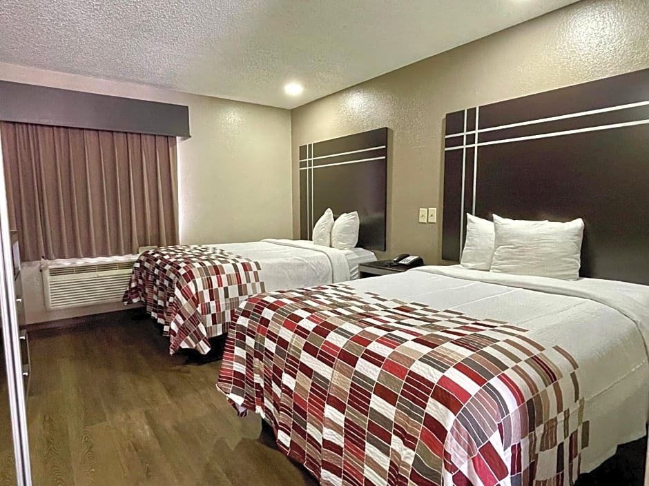 Red Roof Inn & Suites Jackson - Richland