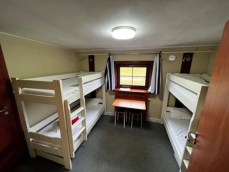 The Boat - Hostel&Chill