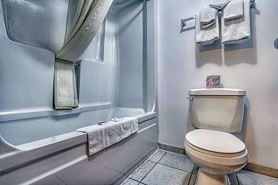 Motel 6-Windsor, ON