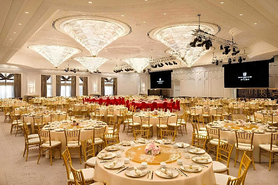 Grand Lisboa Palace Macau