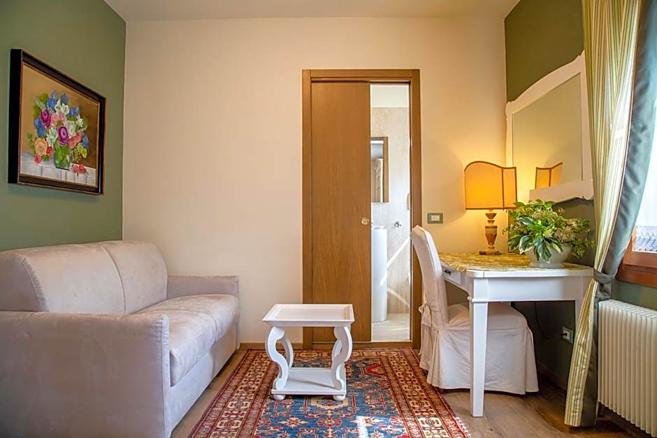 Hotel Calvi-Ristorante Mainor