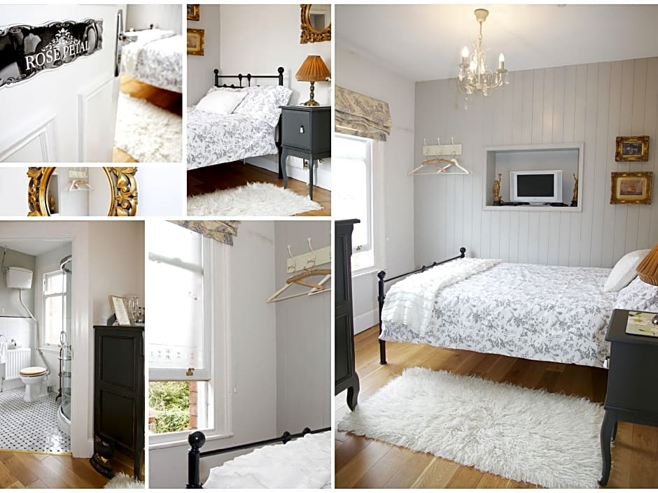 Maryville House Tearooms & Boutique B&B