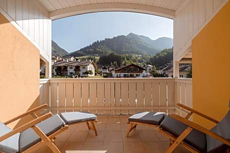 Two-Bedroom Apartment with Balcony