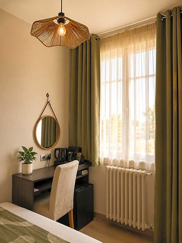 Hotel Cayrons Vence & St Paul de Vence