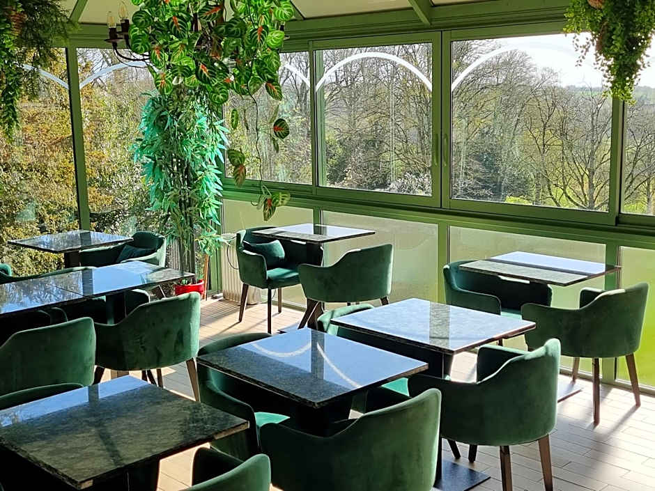 Relais Saint Louis, Logis