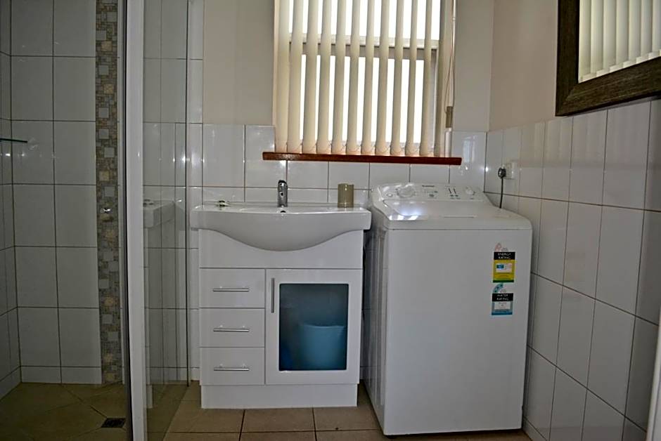 Longbeach Apartments