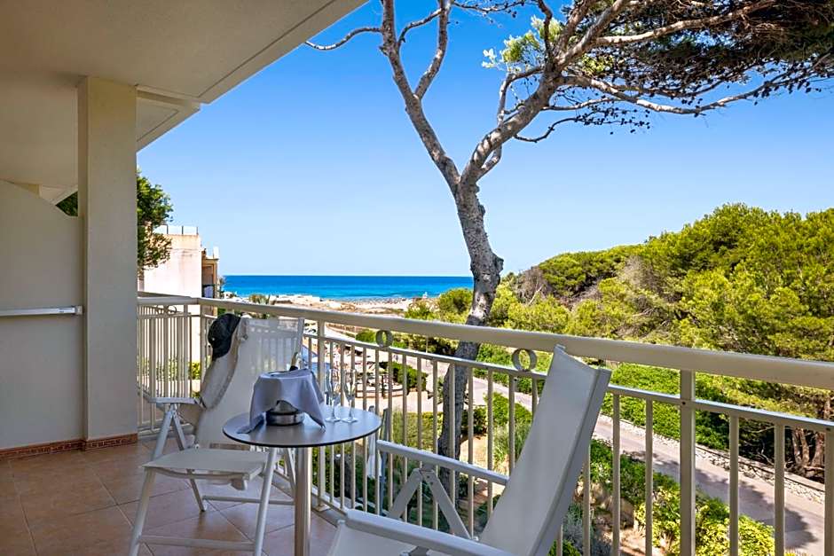 VIVA Suites & Spa Adults Only 16+