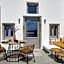 Allure Breeze Suites