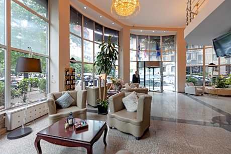 Hotel Aisi