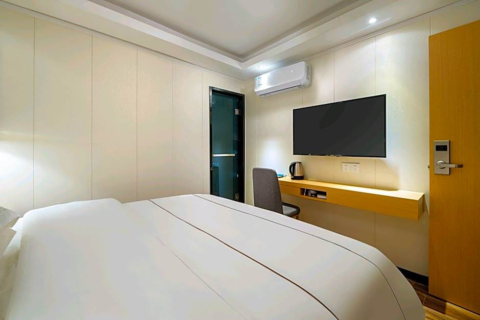 Junyu Hotel