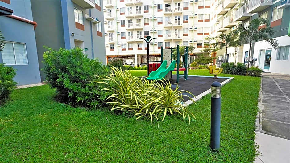 Elegant studio six in Bacolod across Ayala Mall