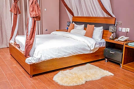 Standard Room for 1 Adult and 2 Children